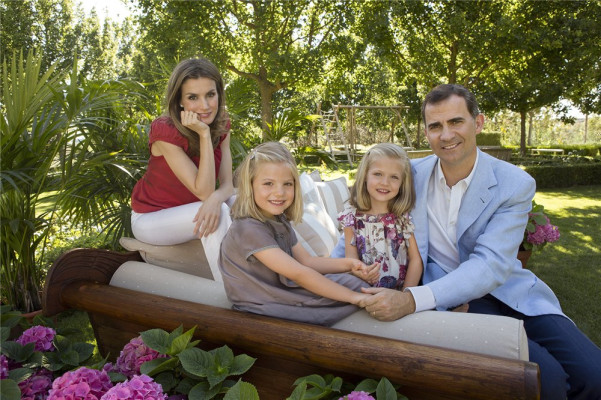 Queen Letizia of Spain pic #532767