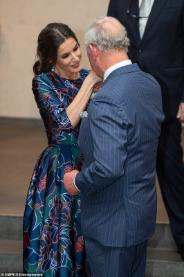 Queen Letizia of Spain pic #1115549