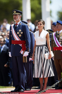 Queen Letizia of Spain pic #1156714