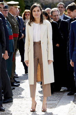 Queen Letizia of Spain pic #1122019