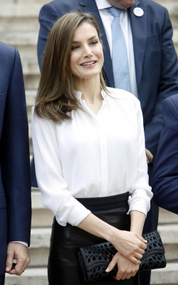 Queen Letizia of Spain pic #1120858