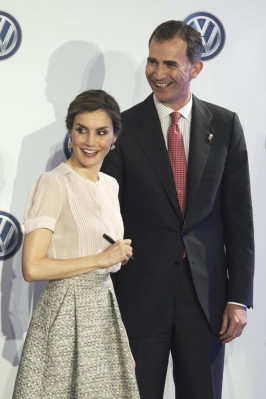 Queen Letizia of Spain pic #936109