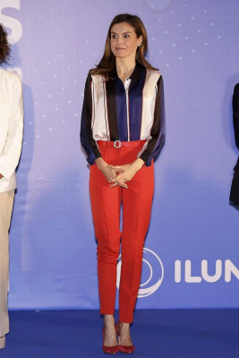 Queen Letizia of Spain pic #946284