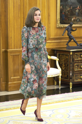 Queen Letizia of Spain pic #973362