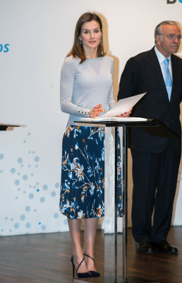 Queen Letizia of Spain pic #1049960