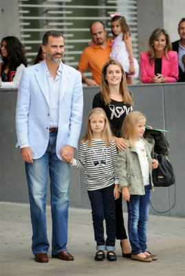 Queen Letizia of Spain pic #642294