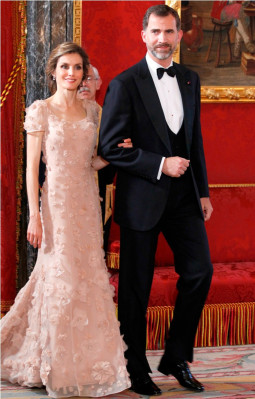 Queen Letizia of Spain pic #612848