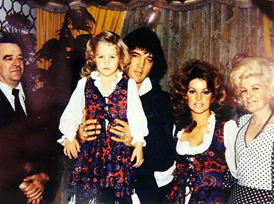 Priscilla Presley pic #370748