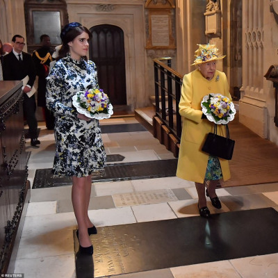 Queen Elizabeth ll  pic #1123961
