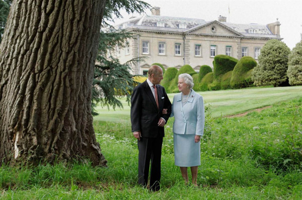 Queen Elizabeth ll  pic #495662