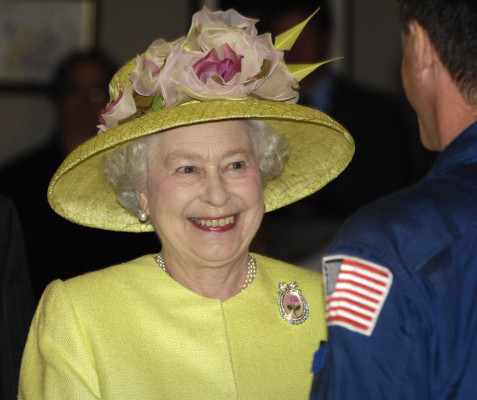Queen Elizabeth ll  pic #497781