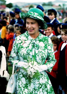 Queen Elizabeth ll  pic #495728