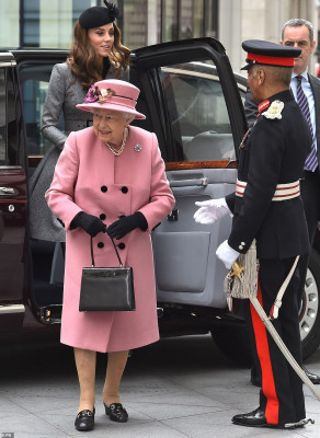 Queen Elizabeth ll  pic #1116893