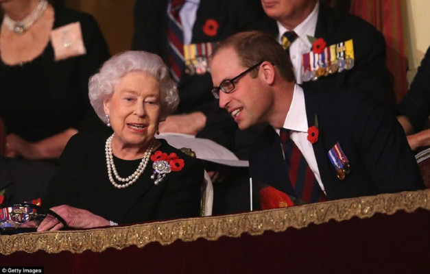 Queen Elizabeth ll  pic #810490