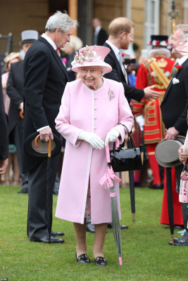 Queen Elizabeth ll  pic #1141398
