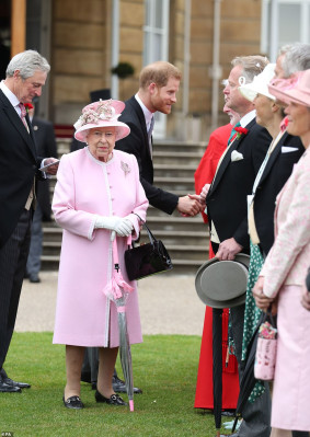 Queen Elizabeth ll  pic #1141396