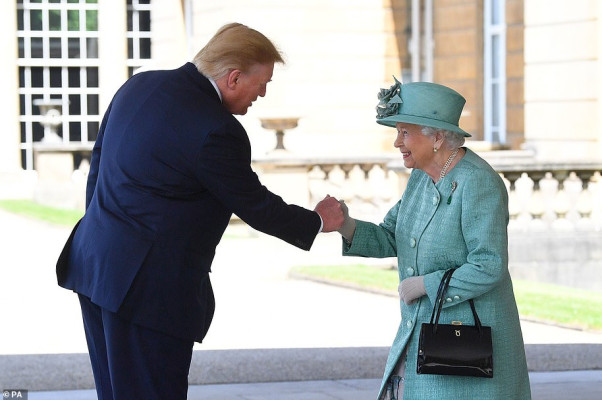 Queen Elizabeth ll  pic #1142329
