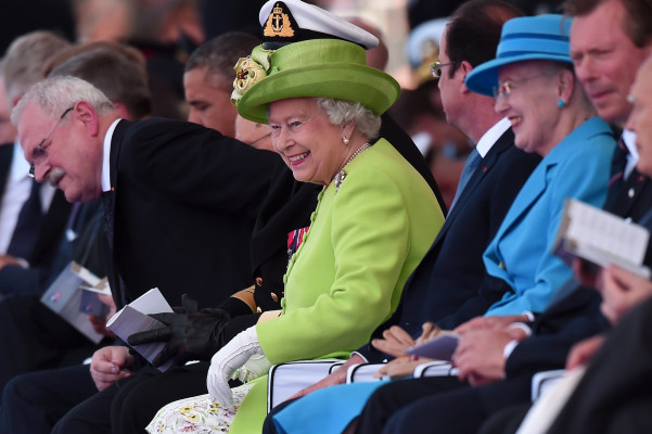 Queen Elizabeth ll  pic #708794