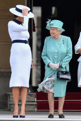Queen Elizabeth ll  pic #1142338
