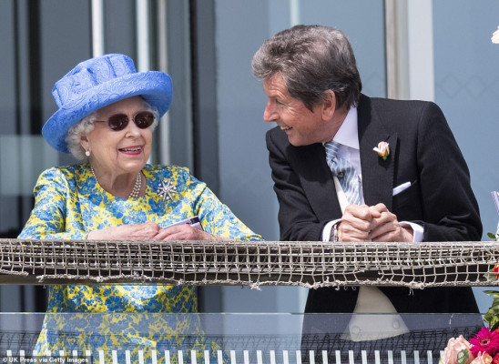Queen Elizabeth ll  pic #1142316