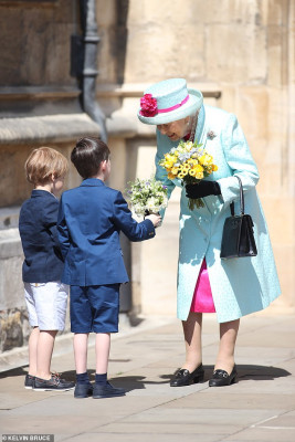 Queen Elizabeth ll  pic #1124199