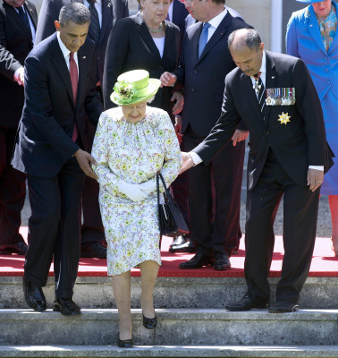 Queen Elizabeth ll  pic #708743