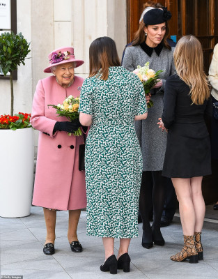 Queen Elizabeth ll  pic #1116898