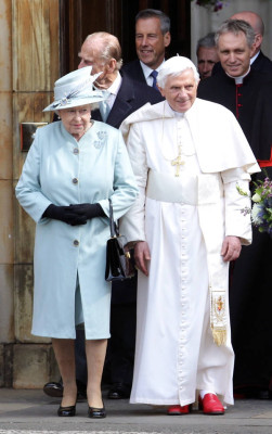 Queen Elizabeth ll  pic #497799
