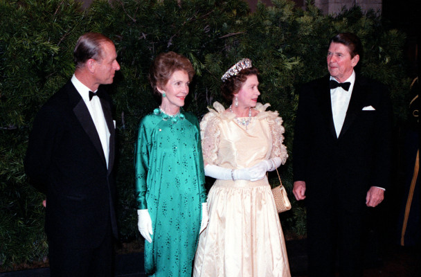 Queen Elizabeth ll  pic #497779