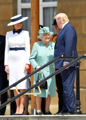 Queen Elizabeth ll  pic #1142323