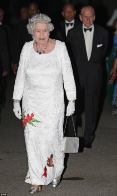Queen Elizabeth ll  pic #495711