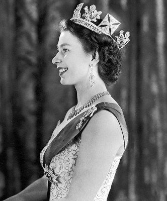 Queen Elizabeth ll  pic #495676