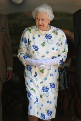Queen Elizabeth ll  pic #625739