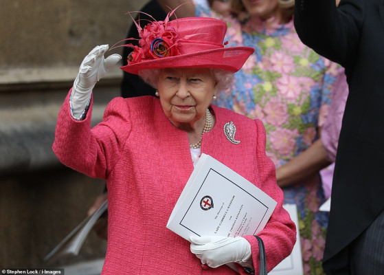 Queen Elizabeth ll  pic #1141394