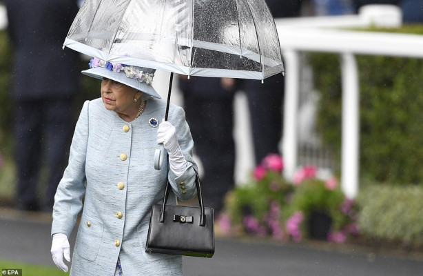 Queen Elizabeth ll  pic #1147877