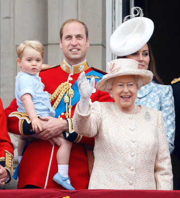 Queen Elizabeth ll  pic #790078