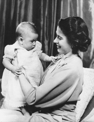 Queen Elizabeth ll  pic #495674
