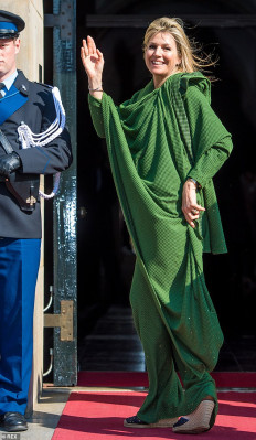Queen Maxima of Netherlands pic #1122095