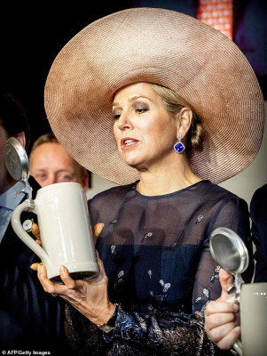 Queen Maxima of Netherlands pic #1122094