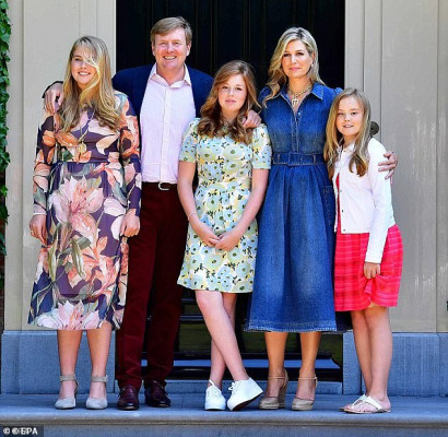 Queen Maxima of Netherlands pic #1113026