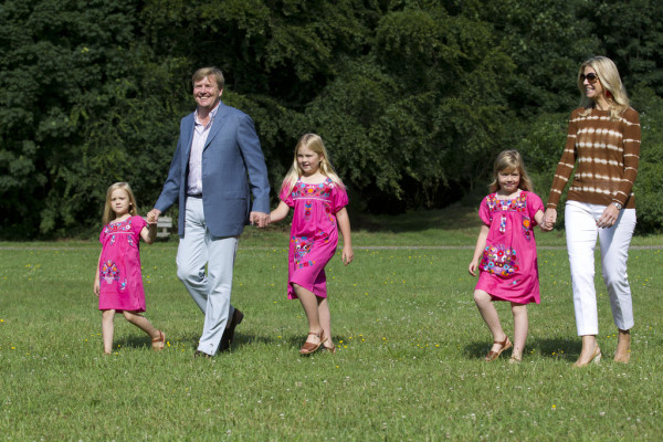 Queen Maxima of Netherlands pic #609925