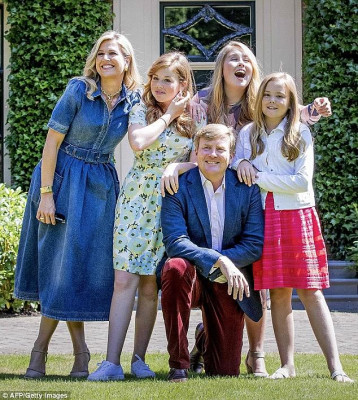 Queen Maxima of Netherlands pic #1113025