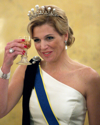 Queen Maxima of Netherlands pic #612300