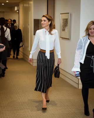 Queen Rania pic #955955