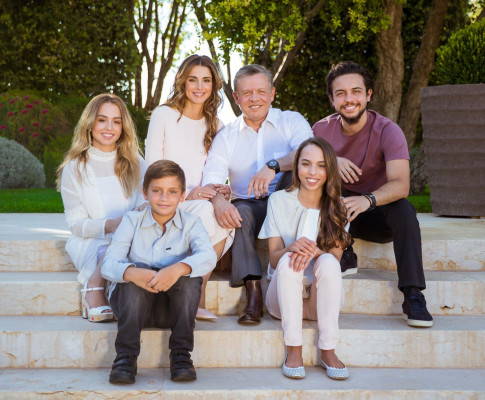 Queen Rania pic #956037