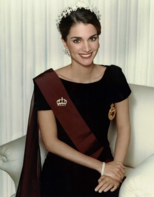 Queen Rania pic #249643