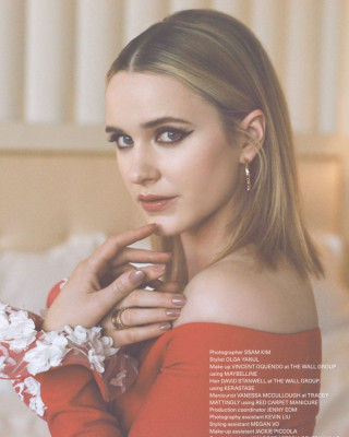 photo 3 in Rachel Brosnahan gallery [id1207125] 2020-03-13 00:00:00