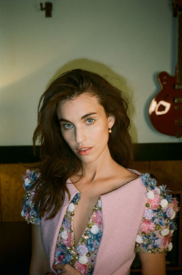 photo 9 in Rainey Qualley gallery [id1116305] 2019-03-19 00:00:00