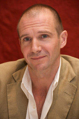 Ralph Fiennes pic #241813