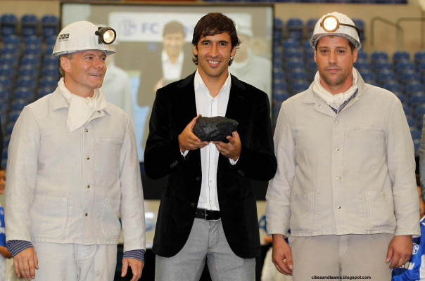 Raul Gonzalez Blanco pic #559296